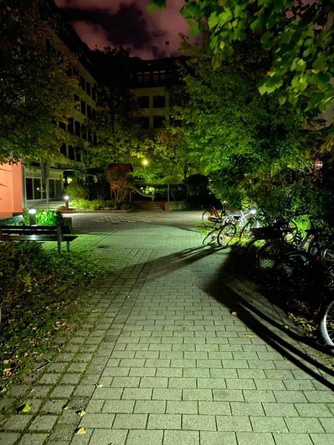 Apartmán Kn Kahtan Boarding House Mnichov Exteriér fotografie